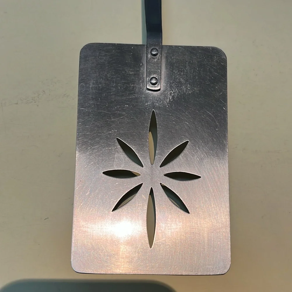Regent Sheffield vintage spatula